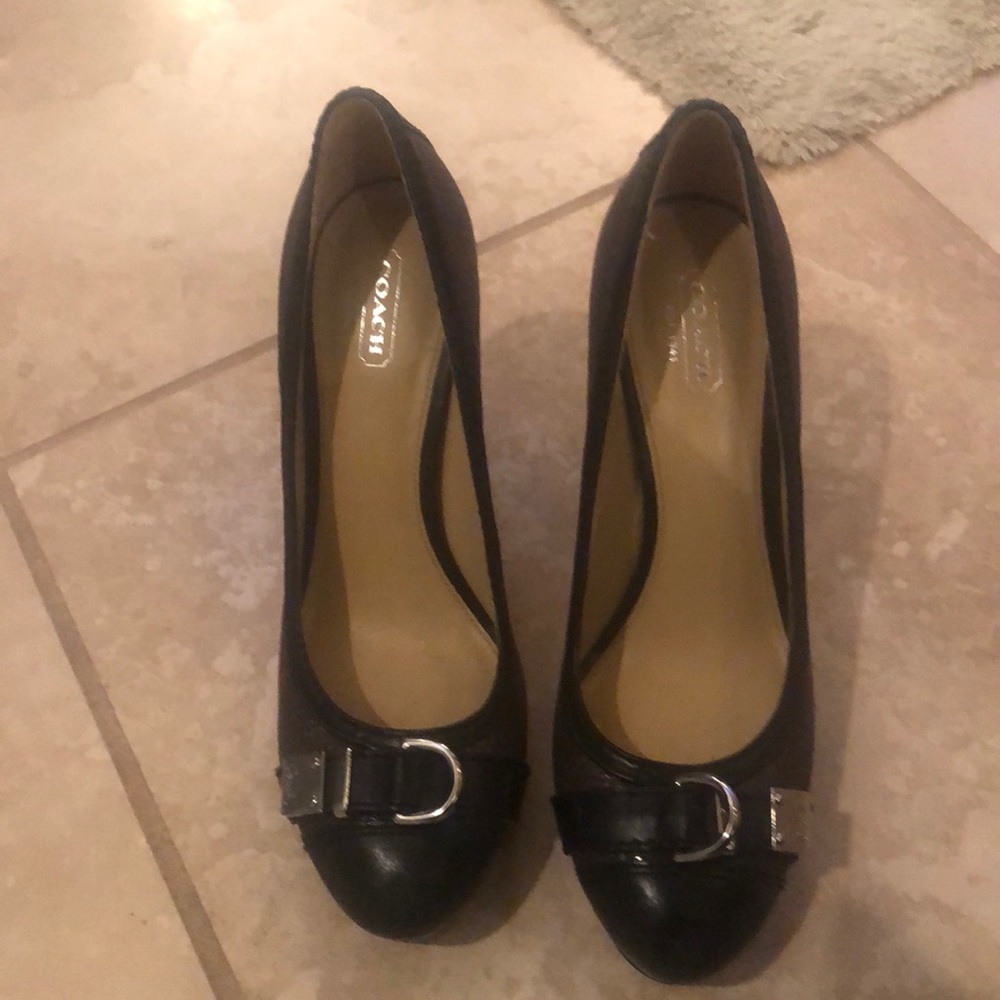 Coach Snakeskin Pattern Heels Size 8.5
